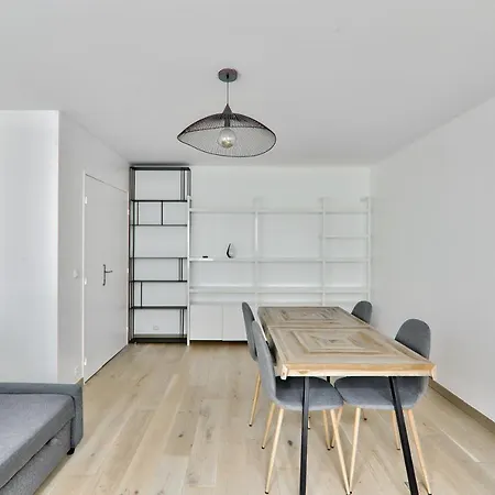 Luxurious 1 Bedroom Bastille Charonne Free Netflix *